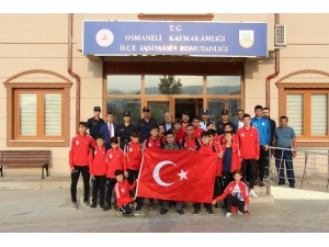 Başkan Şahin Ve Sporculardan ‘Barış Pınarı Harekâtı’ Destek Ziyareti