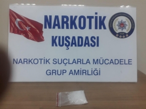 Şüpheli Motosiklet Sürücüsü Uyuşturucuyla Yakalandı
