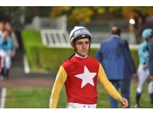 Şampiyon Jokey Ahmet Çelik’ten Mehmetçik’e Destek