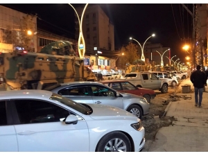 Yüksekova’dan Irak Sınırına Askeri Sevkiyat