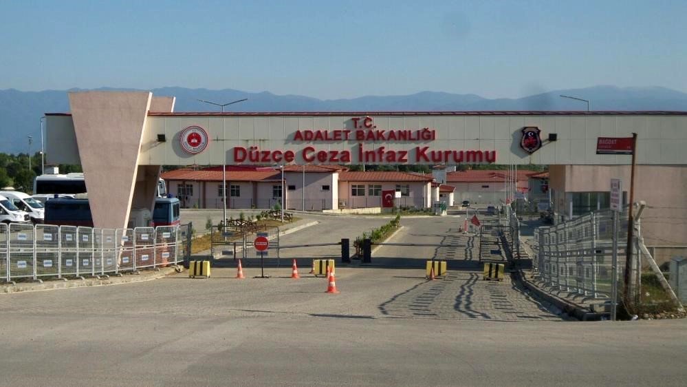 duzce-de-sahte-jandarma-tuzagina-gecit-yok