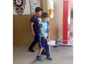 Bisiklet İle Otomobil Çarpıştı: 2 Yaralı