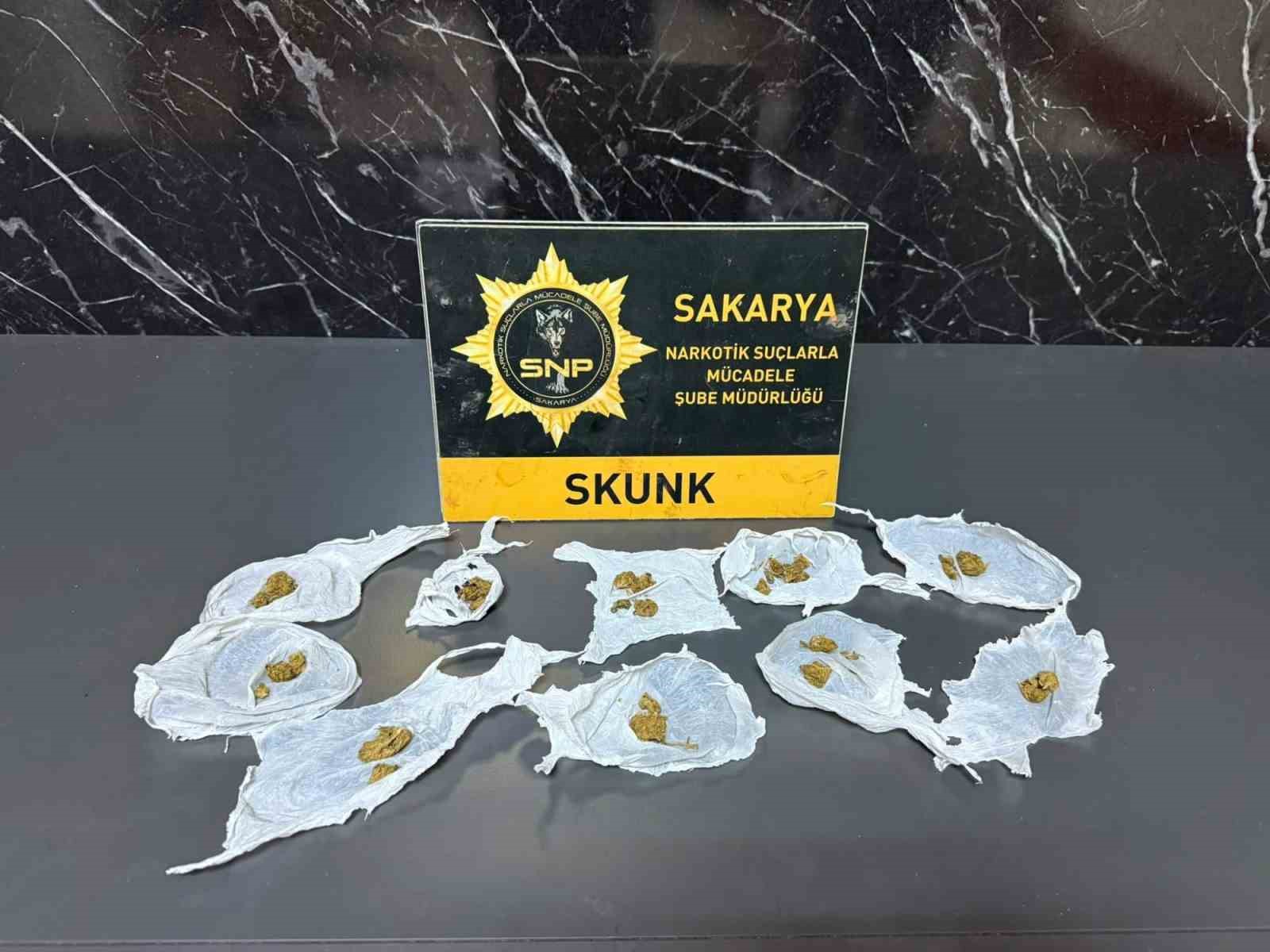 serdivan-da-uyusturucu-operasyonu-1-kisi-tutuklandi
