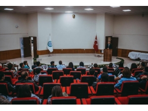 Vho, Veteriner Fakültesi Öğrencileriyle Bir Araya Geldi