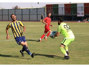 Bağlar Belediyespor Fırsat Tepti