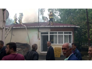 Sobadan Çıkan Yangın Yüzünden Evde Bulunan Hamile Kadın Zor Anlar Yaşadı