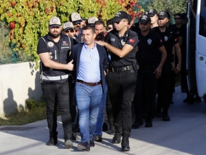 Cezaevi Müdürlü, Polisli Suç Örgütünün "Polisi Şehit Ettiği" İddiası