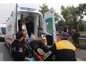 İzmit’te 8 Araç Birbirine Girdi: 6 Yaralı