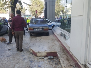 Ölümden Kıl Payı Kurtuldular, O Anlar Kameralara Yansıdı