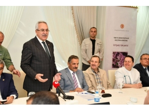 Tıbbi Ve Aromatik Bitkide Hedef 5 Milyar Dolar