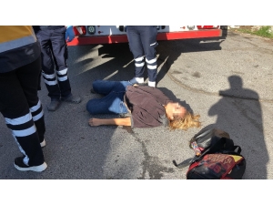 Alkol Komasına Giren Kadın Polisleri Harekete Geçirdi