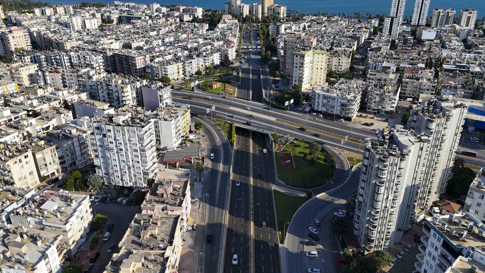 mersin-de-kavsak-trafigine-yapay-zeka-destegi