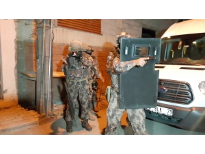 Bursa’da Harekatın Ardından Terör Propagandası Yapanlara Operasyon: 10 Gözaltı