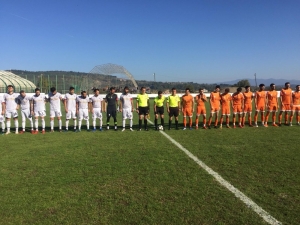 Amatör Maçta 5 Kırmızı Kart Çıktı