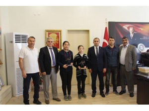 Dumlupınar’da Başarılı Öğrenciler Ödüllendirildi