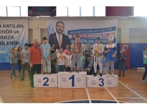 Badminton Turnuvası Sona Erdi