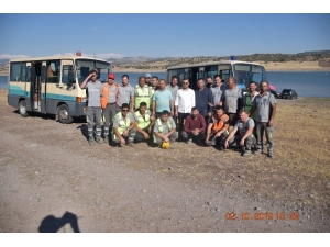 Başkent’in İçme Su İhtiyacının Sağlandığı Baraj Göllerinin Çevreleri Çöp Atıklarından Temizleniyor