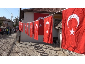 Barış Pınarı Harekatı Şehidi Üsteğmen Bozbıyık’ın Acı Haberi Baba Ocağına Ulaştı