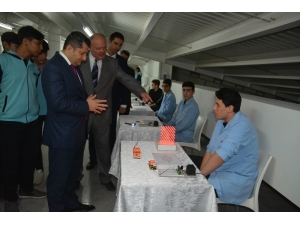 Aliağalı Öğrenciler Geleceği Kodluyor