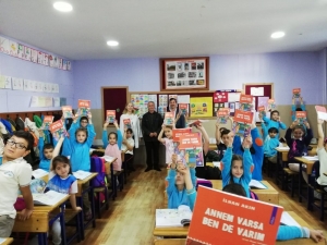 ‘Annem Varsa Ben De Varım’ Kitap Okuma Projesi 4. Yılında