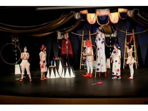 Odunpazarı Belediye Tiyatrosu Çocuk Oyunları Sezon Açılışını Yaptı