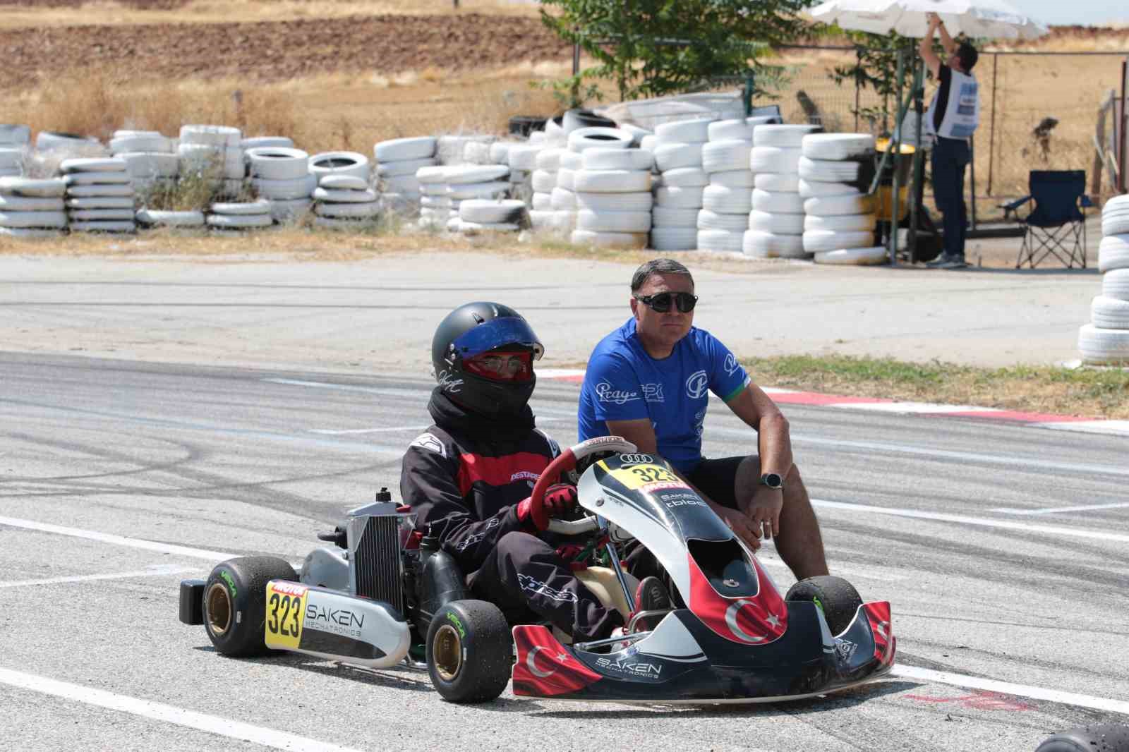 motul-turkiye-karting-sampiyonasi-nin-5-ayak-yarislari-usak-ta-basladi