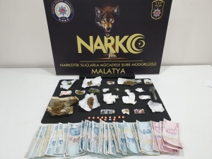 Malatya’da Sokak Satıcılarına Operasyon