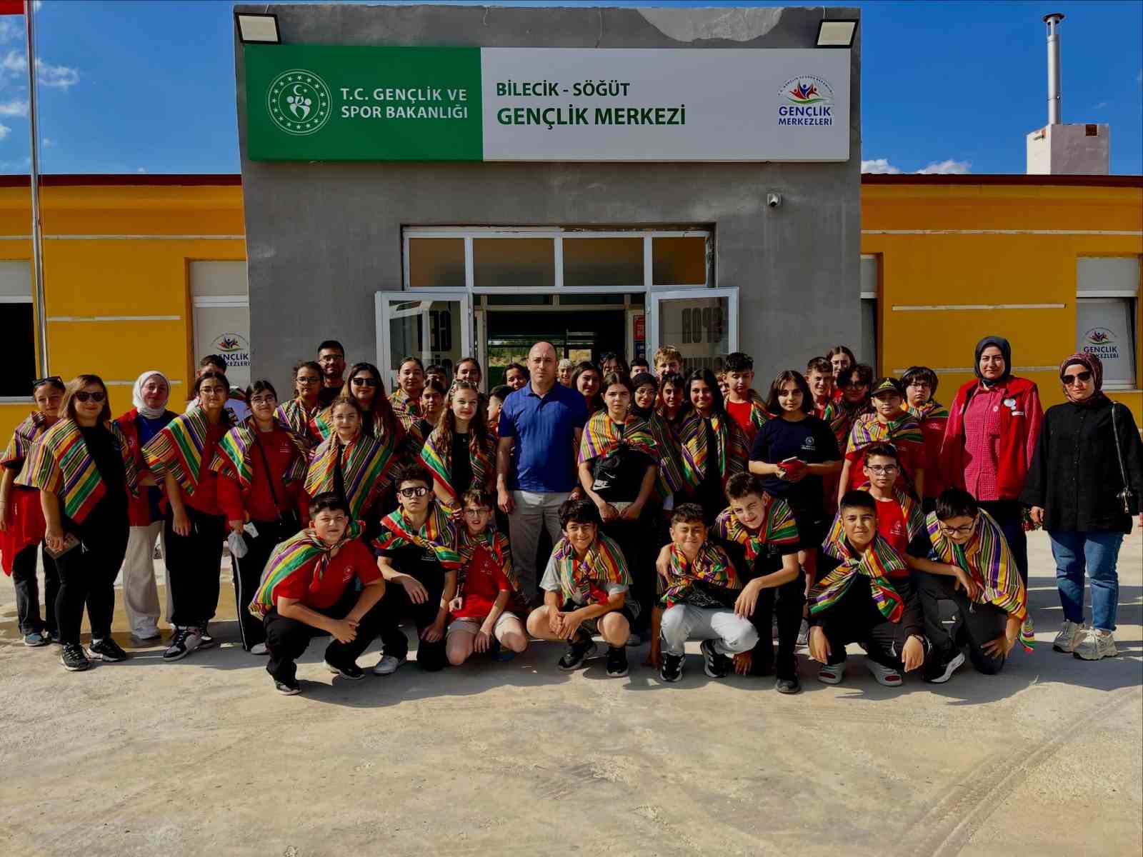 biz-bir-takimiz-projesiyle-dostluk-koprusu-kuruldu
