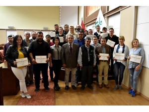 Tepebaşı Belediyesi’nden Petshop Çalışanlarına Eğitim