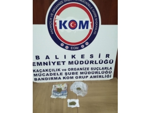 Balıkesir Polisinden Uyuşturucu Tacirlerine Operasyon
