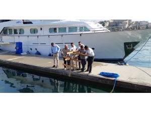 Çeşme’de Mercan Yuvaları Marina İçine Yerleştirildi