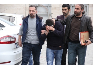 Bıçakla Öldürmeye 16 Yıl 10 Ay Hapis