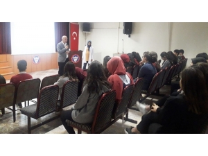 Doğru El Yıkama Yöntemleri Uygulamalı Olarak Gösterildi