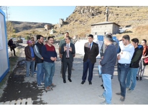 Vali Türker Öksüz, Bedesten İnşaatında İncelemelerde Bulundu