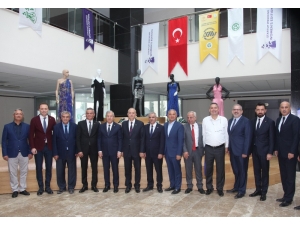 "Adana Ayakkabı Ve Moda Tasarım Merkezi" Açıldı