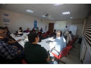 Büyükşehir’de Yazılım Geliştirme Eğitimi