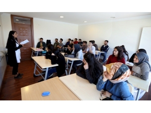 Van Büyükşehir Belediyesi Öğrencilerin Umudu Oldu