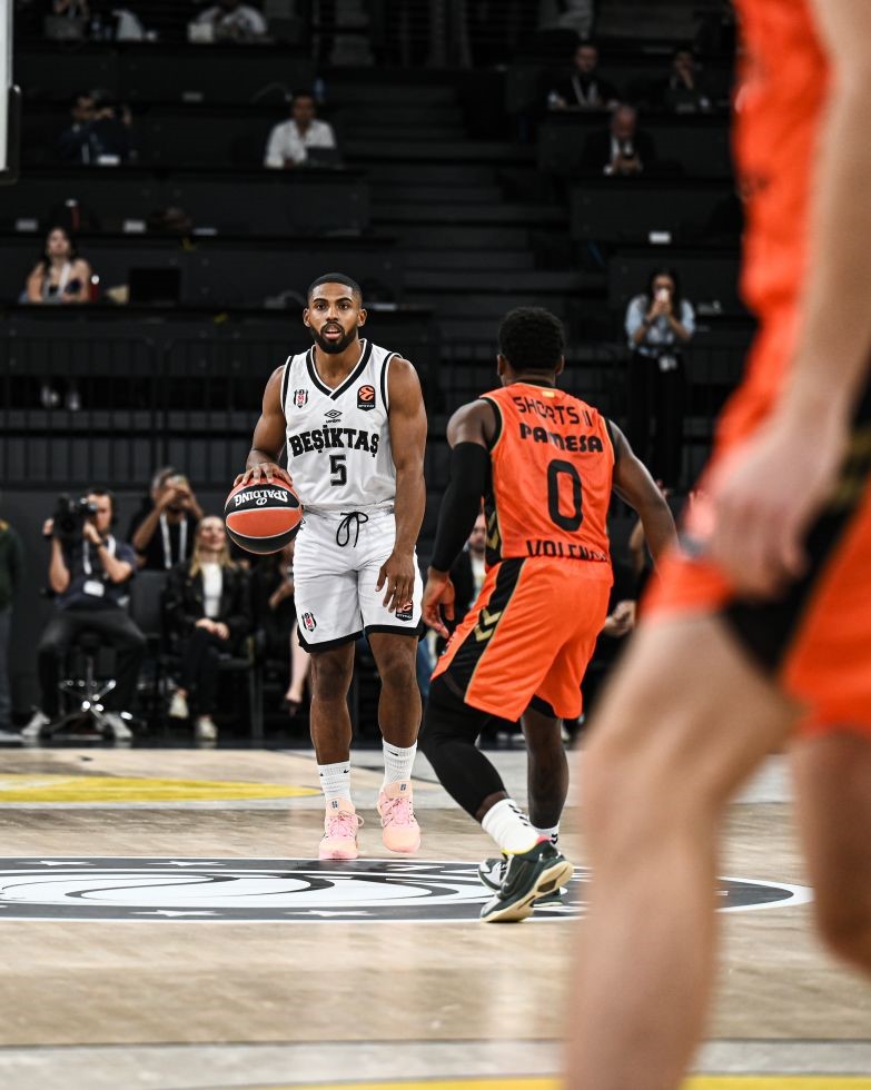 besiktas-euroleague-e-maglubiyetle-basladi
