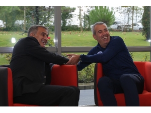 Şenol Güneş, Kasımpaşa’yı Ziyaret Etti