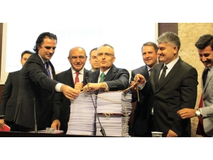 Cumhurbaşkanlığı Strateji Ve Bütçe Başkanı Naci Ağbal, 2020 Yılı Merkezi Bütçe Kanunu Teklifini Açıkladı