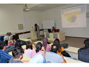 Tıp Fakültesi Öğrencilerine ‘İntihar Ve Farkındalık’ Semineri