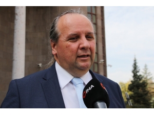 Ankara Garı Prostat Kanseri İçin Mavi Kravat Taktı