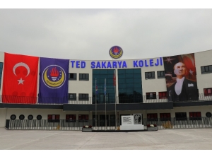 Ted Sakarya Koleji Resmi Açılış Törenine Yoğun İlgi