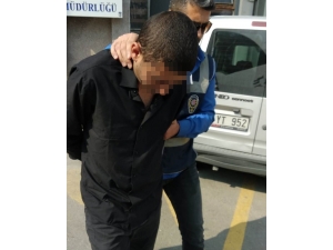 İstediği İlacı Yazmadı Diye Doktorun Boğazını Kesmiş