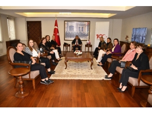 Vali Kaymak’tan Kadın Girişimcilere Destek