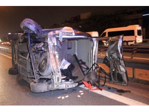 Tem’de Otomobilin Çarptığı Araç Takla Attı: 2 Yaralı