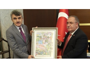 Rektör Uysal, Sakarya’da Çeşitli Kurumlarla İş Birliği Olanaklarını Görüştü