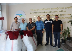 Öto’dan 912 Öğrenciye Eşofman Takımı Yardımı