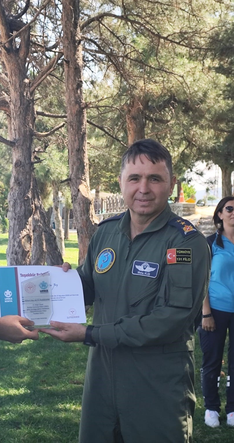 eski-3-uncu-ana-jet-us-komutani-tumgeneral-mete-kus-emekliye-sevk-edildi
