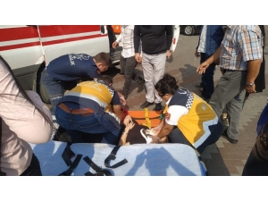 Yaya Geçidindeki Anne Kıza Çarpan Motosikletli Kaçtı